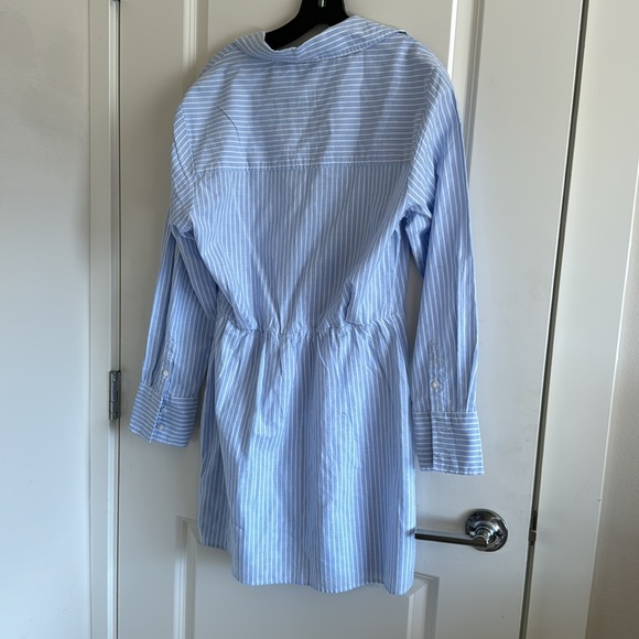 Abercrombie & Fitch Relaxed Mini Shirt Dress Size Medium - Picture 13 of 13